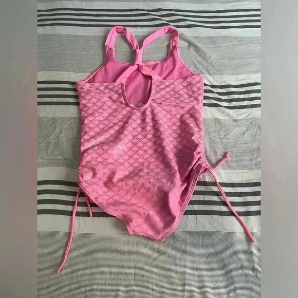 Bmagical by btween Girl Swimsuit(Size 10) - Picture 4 of 6